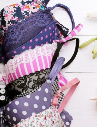 Come lavare il reggiseno, la guida definitiva e tutto quello che devi sapere per non rovinarlo