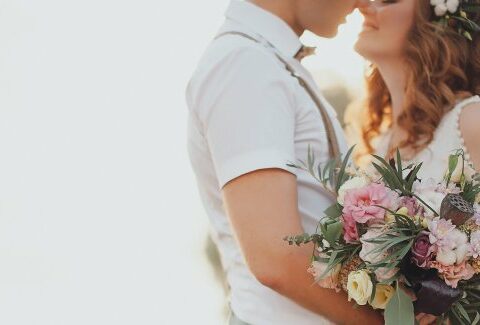 Come organizzare matrimonio a Primavera 2020: dal tableau al vestito da sposa