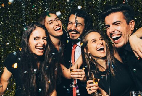 Come organizzare un party perfetto a Natale e Capodanno