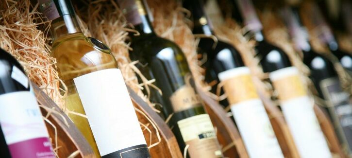 Come organizzare una piccola cantina per vini in casa