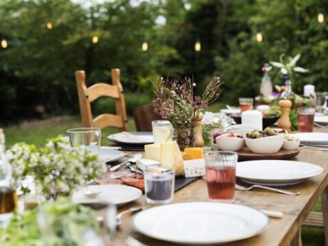 Come preparare un pranzo per tante persone