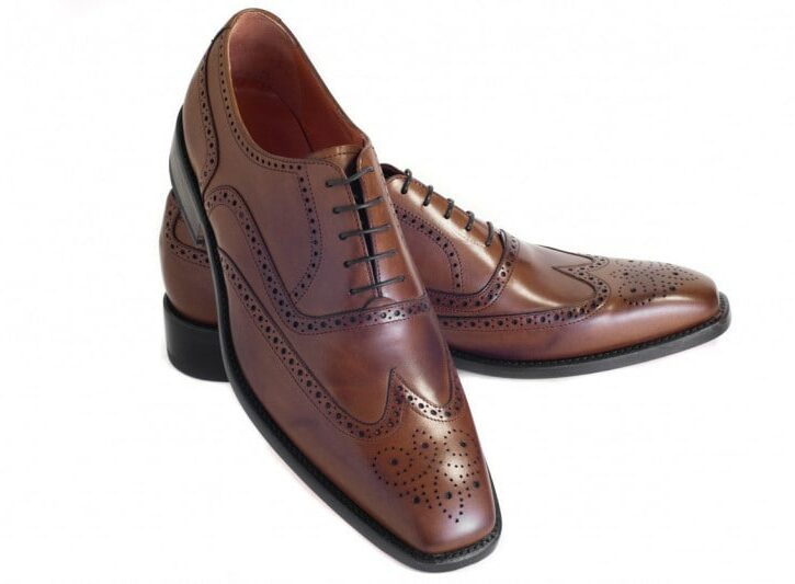 Come pulire le scarpe di cuoio e pelle