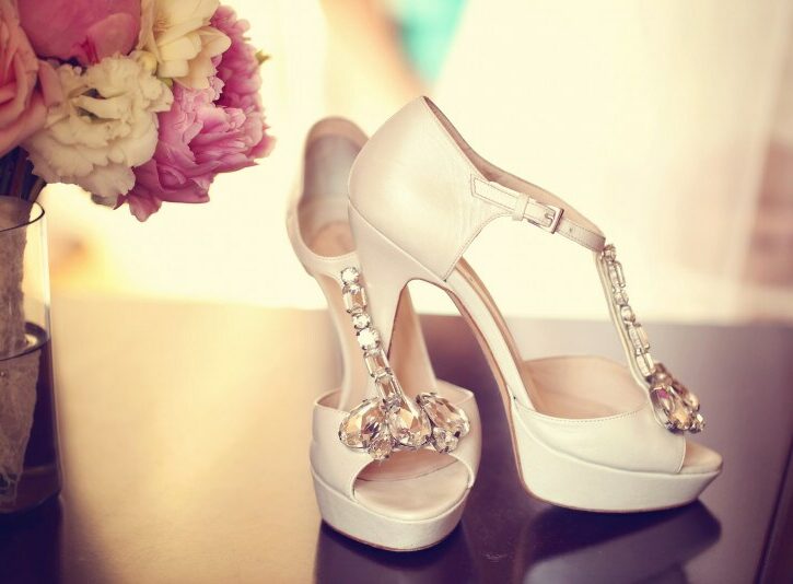 Come pulire le scarpe di raso