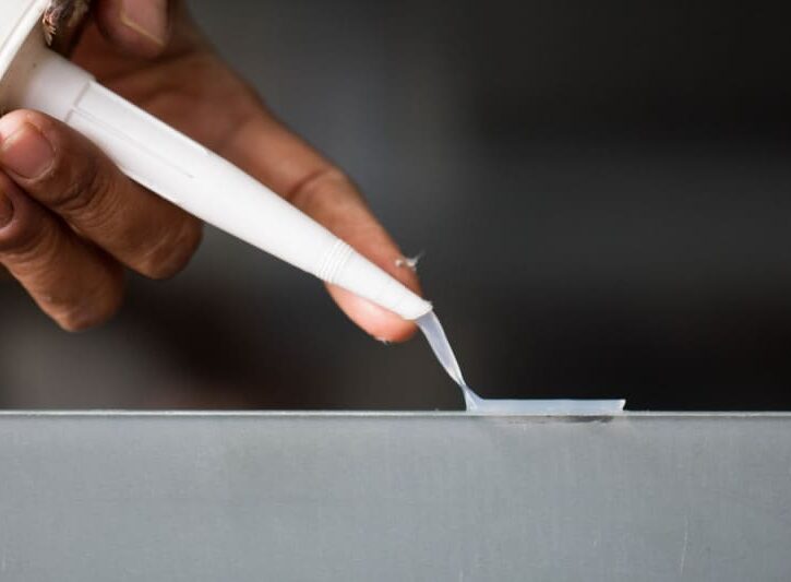 Come rimuovere il silicone