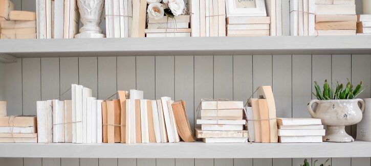 Come riordinare i libri in casa