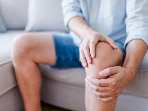 Come trattare una contusione al ginocchio