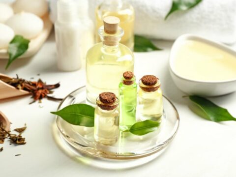 Come usare il tea tree oil per i pidocchi