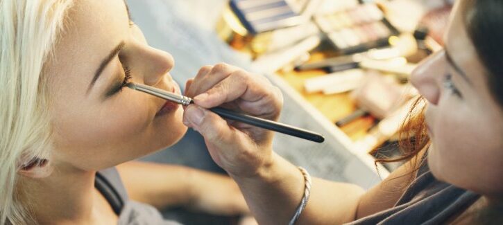 Come usare l'ombretto in crema