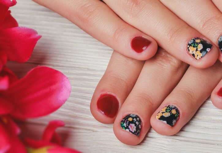 Come valorizzare le unghie corte e avere (lo stesso) mani bellissime