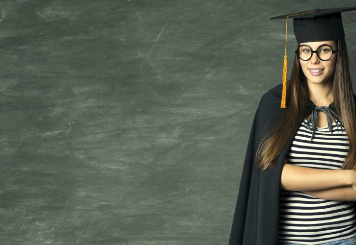 Come vestirsi ad una laurea, la guida definitiva per lui e per lei (e anche per le invitate)