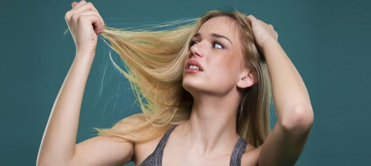 Cosa fare con i capelli rovinati dalla tintura