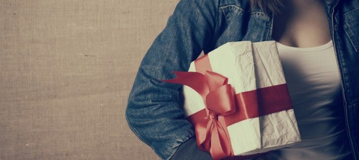 Cosa non regalare mai ad una ragazza a Natale