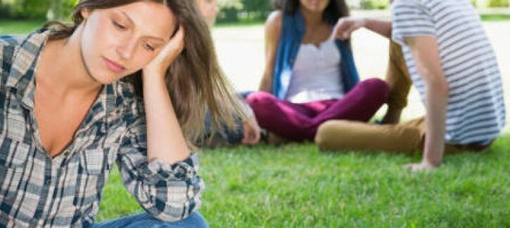 Cosa pensare quando stai per piangere in pubblico