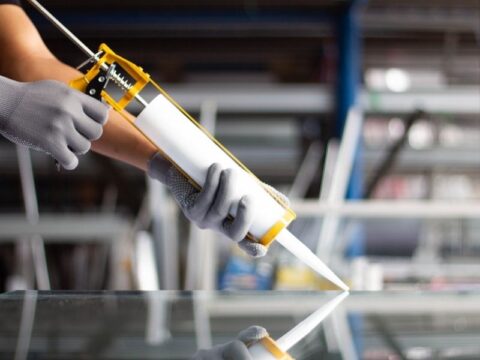 Come togliere il silicone facilmente