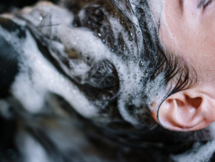 Come fare i migliori impacchi pre-shampoo