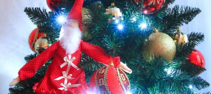 Decorazioni natalizie in stile Tilda