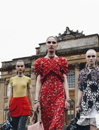 Dior Cruise Collection 2017: sfilata al Blenheim Palace
