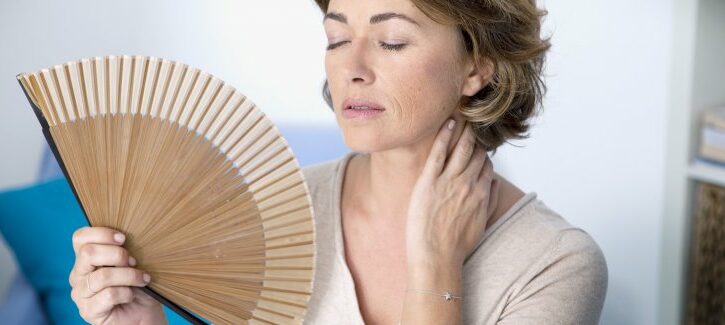 Sintomi e disturbi della menopausa: quali sono, quanto durano e cosa fare