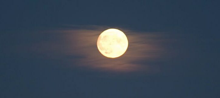 Dormire con la luna piena: ecco cosa ci succede e quando accadrà nel 2017 e nel 2018