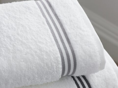 Come rendere morbidi gli asciugamani usando metodi naturali