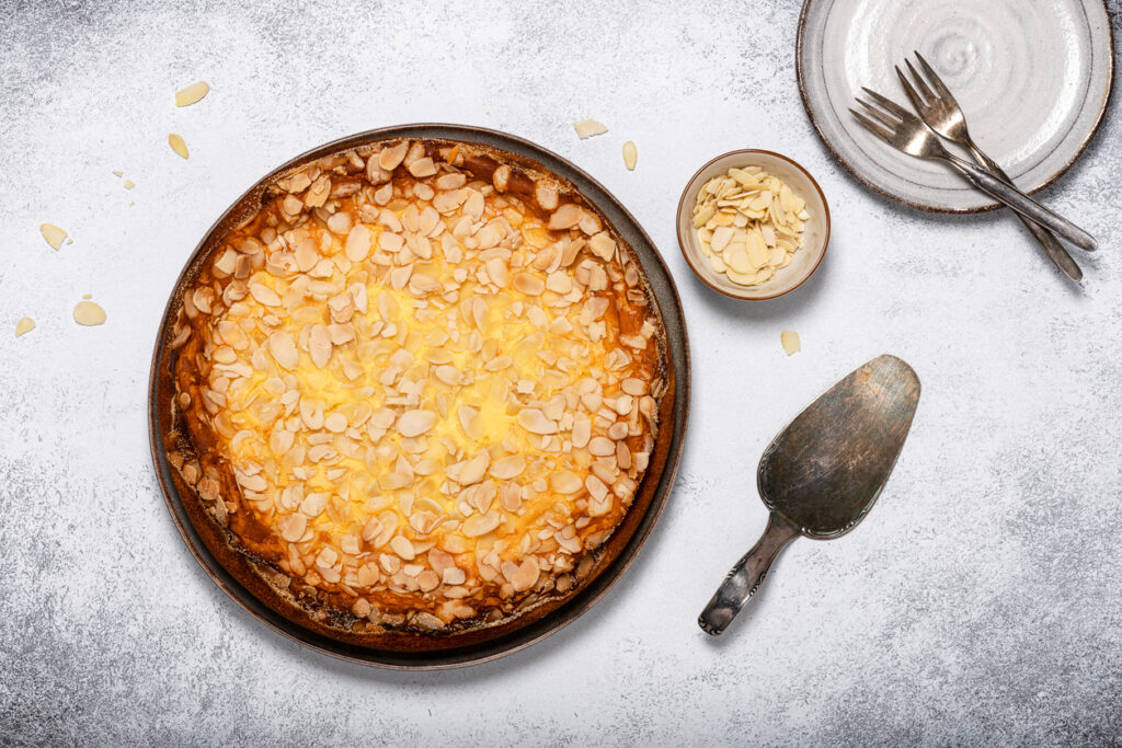 Torta con farina di mandorle