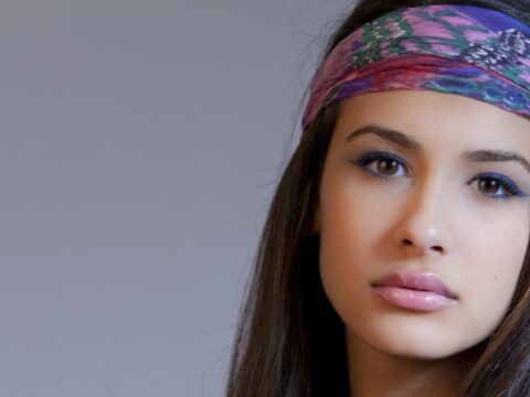 Fascia o bandana per i capelli, gli accessori più trendy per l'estate