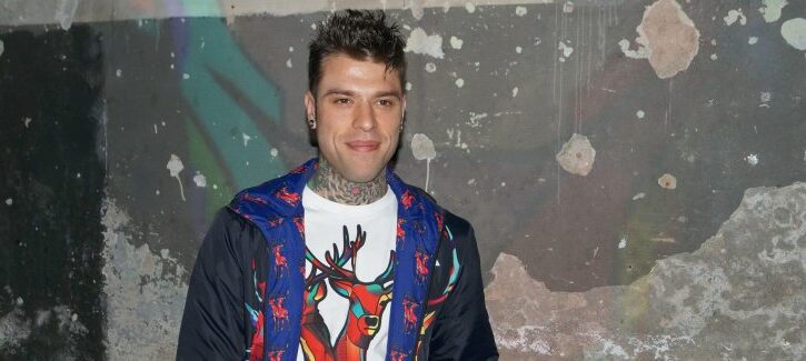 Fedez diventa stilista con NoGodz, la capsule collection creata per Sisley