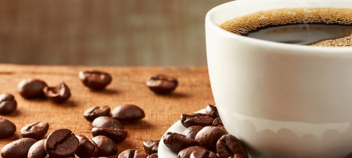 Fondi di caffè: o li leggi... o li riusi in mille modi!