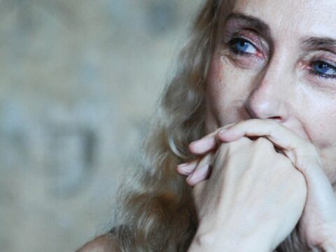 Franca Sozzani, arriva Front Row la serie tv dedicata alla Direttrice di Vogue Italia: su Mediaset nel 2018