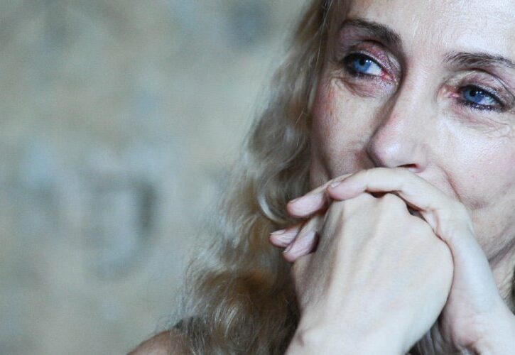 Franca Sozzani, arriva Front Row la serie tv dedicata alla Direttrice di Vogue Italia: su Mediaset nel 2018