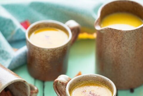 Golden Milk: la ricetta della bevanda della salute a base di curcuma