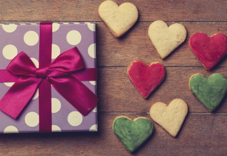 Regali di Natale per le amiche: idee economiche e originali