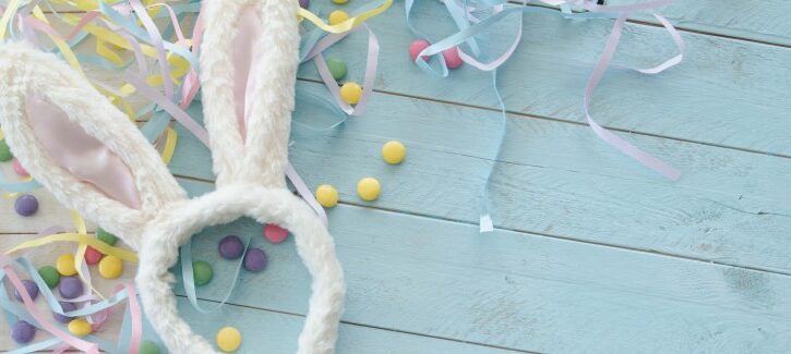 Il barattolo porta dolci con le orecchie da coniglietto di Pasqua