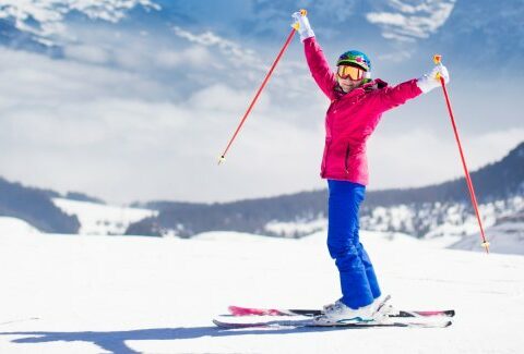 Imparare a sciare da adulti: 10 consigli per passare da spazzaneve a esperta