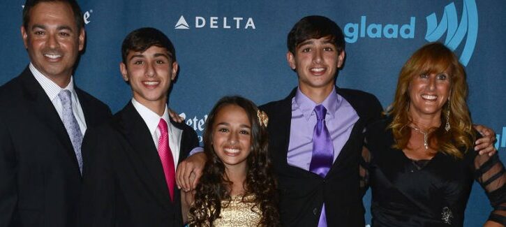Jazz Jennings, teenager transgender, volto della campagna #SeeTheRealMe