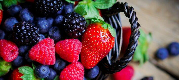 L’Alzheimer si combatte anche a tavola: la dieta MIND