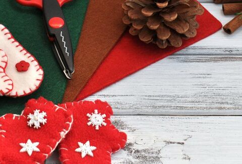 Lavoretti di Natale con il feltro: idee originali per gli addobbi delle feste