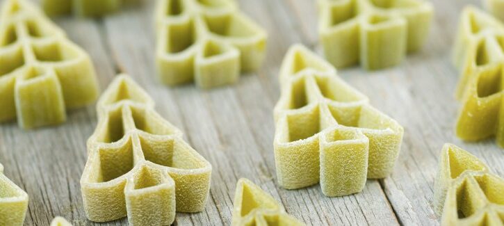 Lavoretti di Natale con la pasta da cucina: decorazioni, angeli e centrotavola