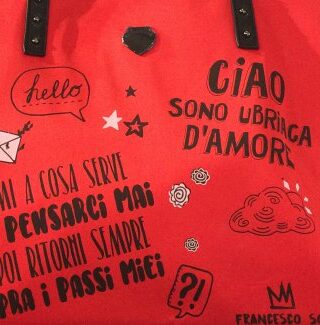 Le Pandorine: una capsule di borse e zaini con le poesie di Francesco Sole