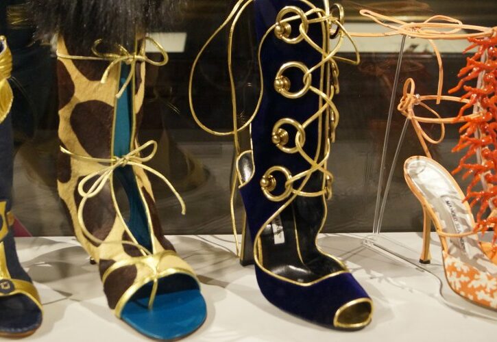 Le scarpe di Manolo Blahnik protagoniste di una mostra a Milano