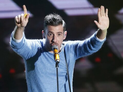 Lo strano caso dei maglioni di Francesco Gabbani (firmati Daniele Alessandrini) a Sanremo 2017