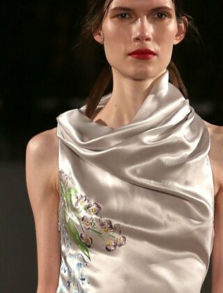 Come abbinare l'argento nel look delle feste