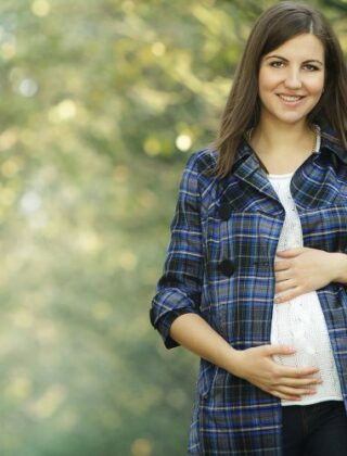 Look per nascondere la gravidanza, soprattutto nei primi mesi, i più delicati