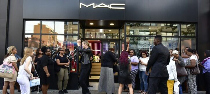 Mac Cosmetics lancia i profumi, ecco le novità