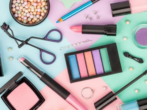 Make-up: saldi invernali on line 2019, i trucchi da non lasciarsi scappare
