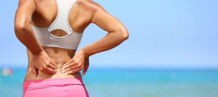 Mal di schiena in vacanza: dieci regole per combatterlo