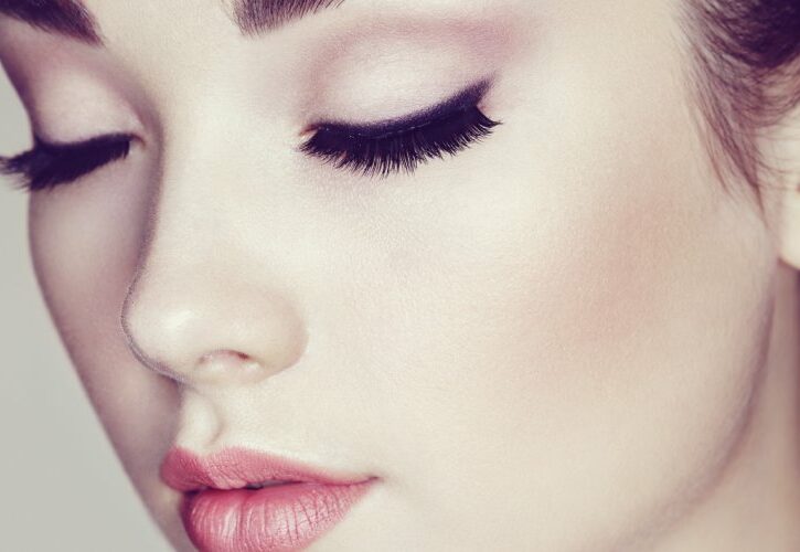 Mascara volumizzanti, allunganti e hi-tech, i migliori tra le novità