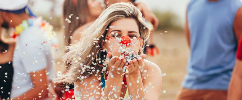 Maschere di Carnevale fai da te  Costumi Adulti e Bambini - Donna Moderna