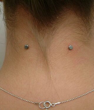 Microdermal piercing: tutte le informazioni