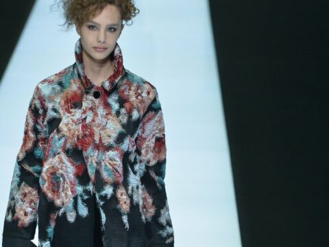 Milano Moda Donna: Giorgio Armani e il fascino dark, Arbesser e Vivetta